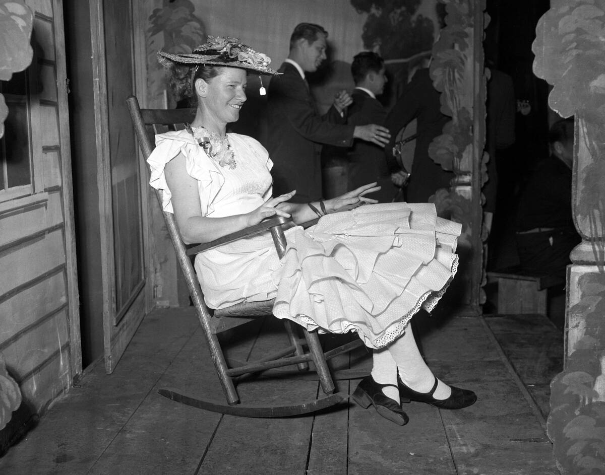 Minnie Pearl In Rocking Chair In Nashville