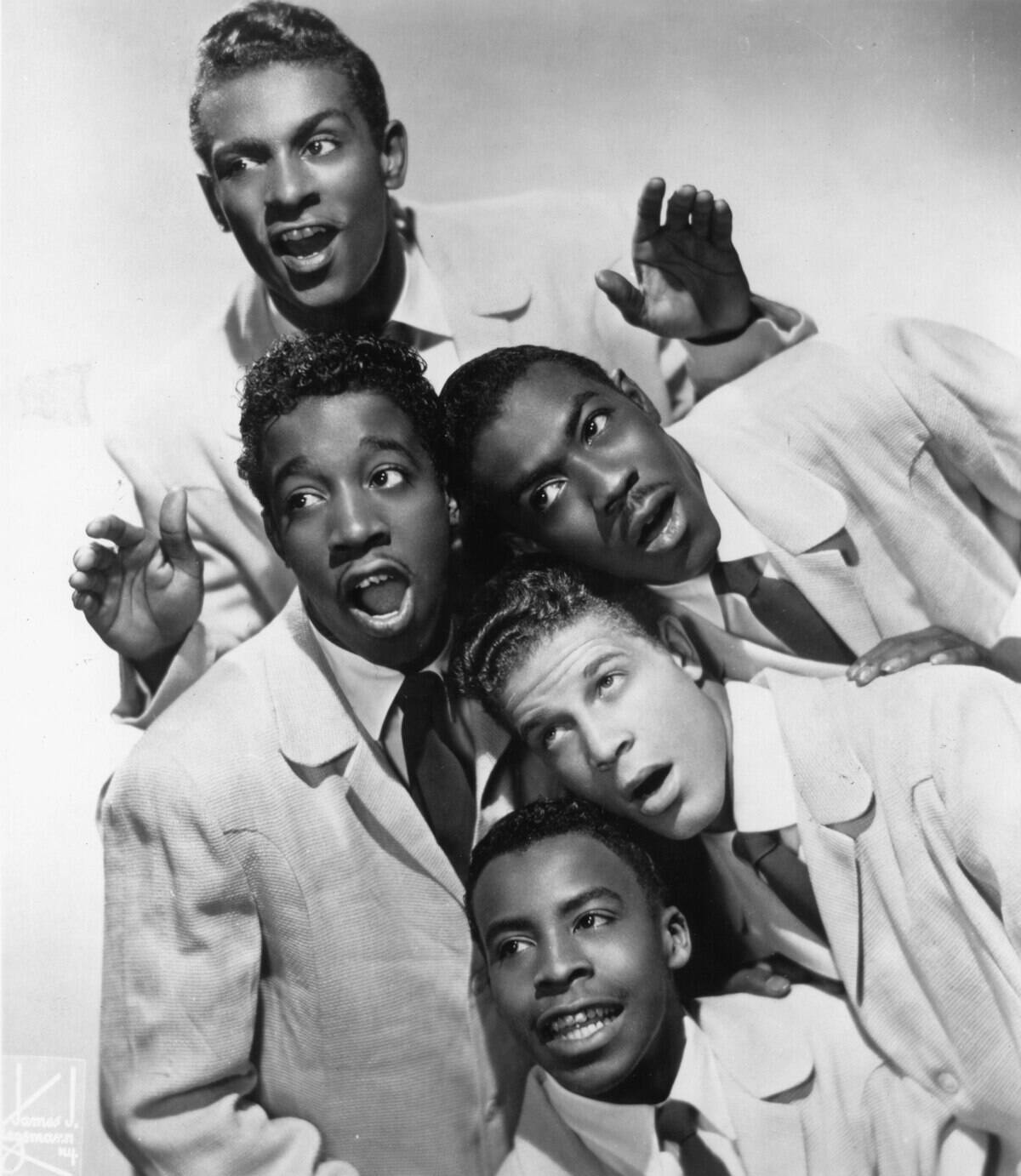 Photo of FIVE SATINS