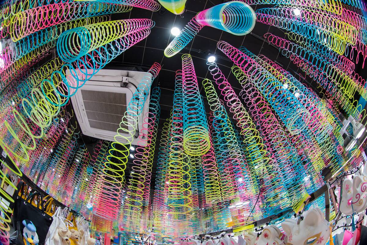 Slinky toy-themed Shop In Chongqing