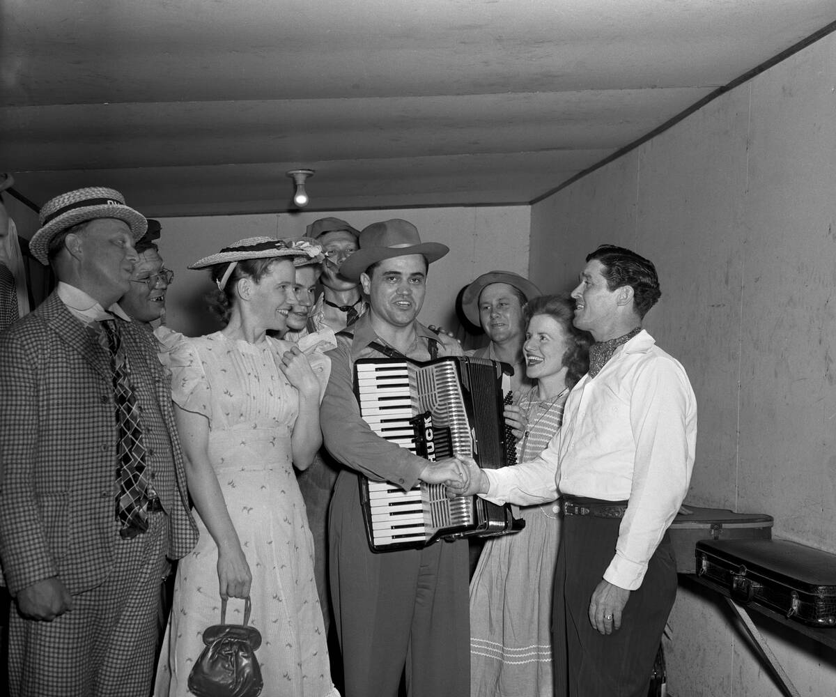 Sonny Day With Minnie Pearl In Nashville