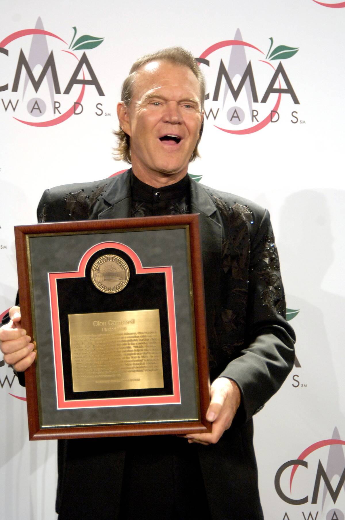 The 39th Annual CMA Awards - Press Room
