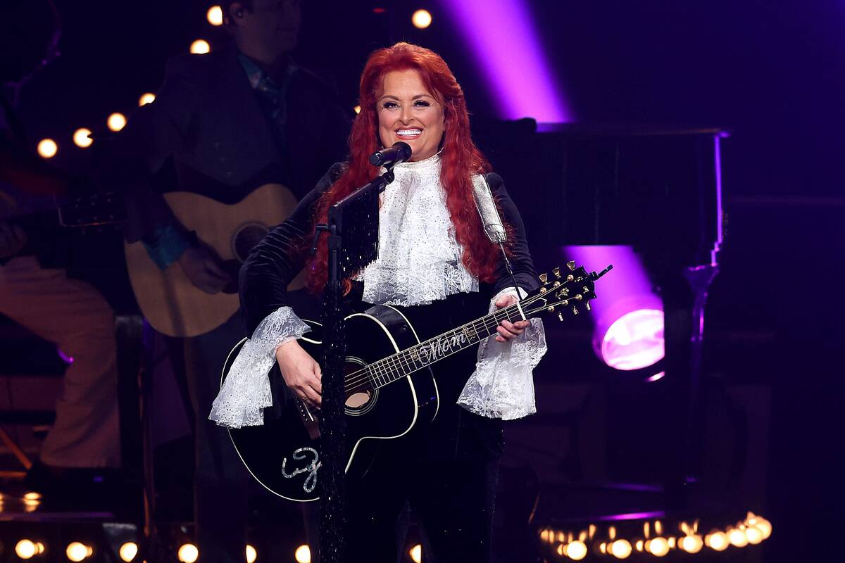 The Judds Love Is Alive The Final Concert Featuring Wynonna - Show