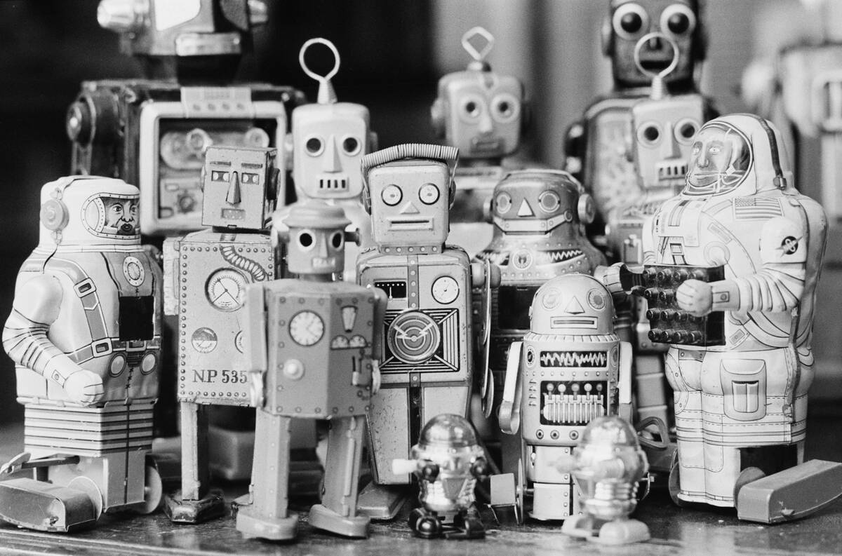 Vintage Tin Toy Robot Collection