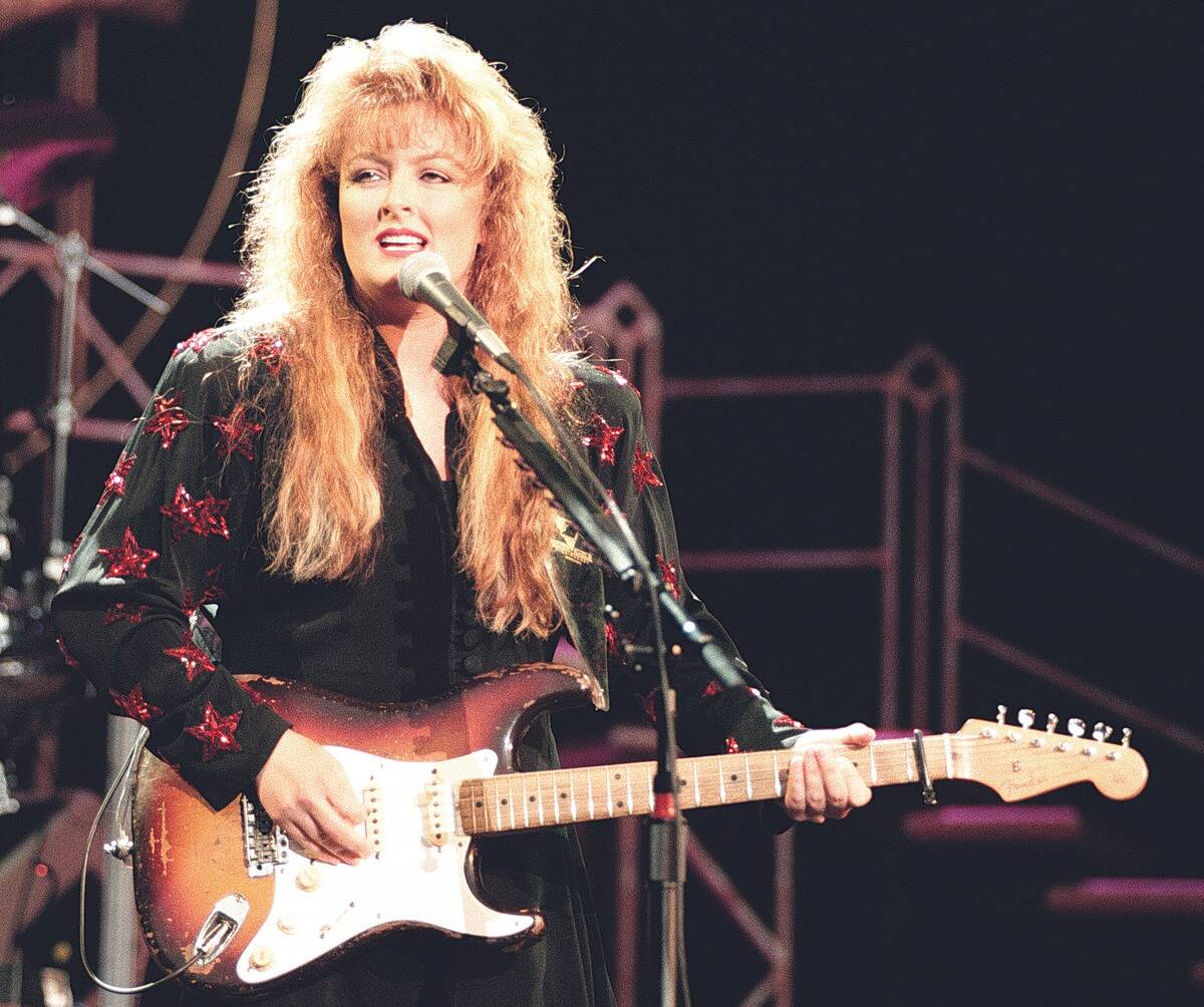 Wynonna Judd performing in Mountain View, Calif.