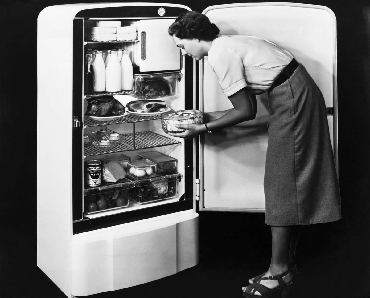 76A Refrigerator