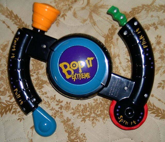 Bop_it_Extreme