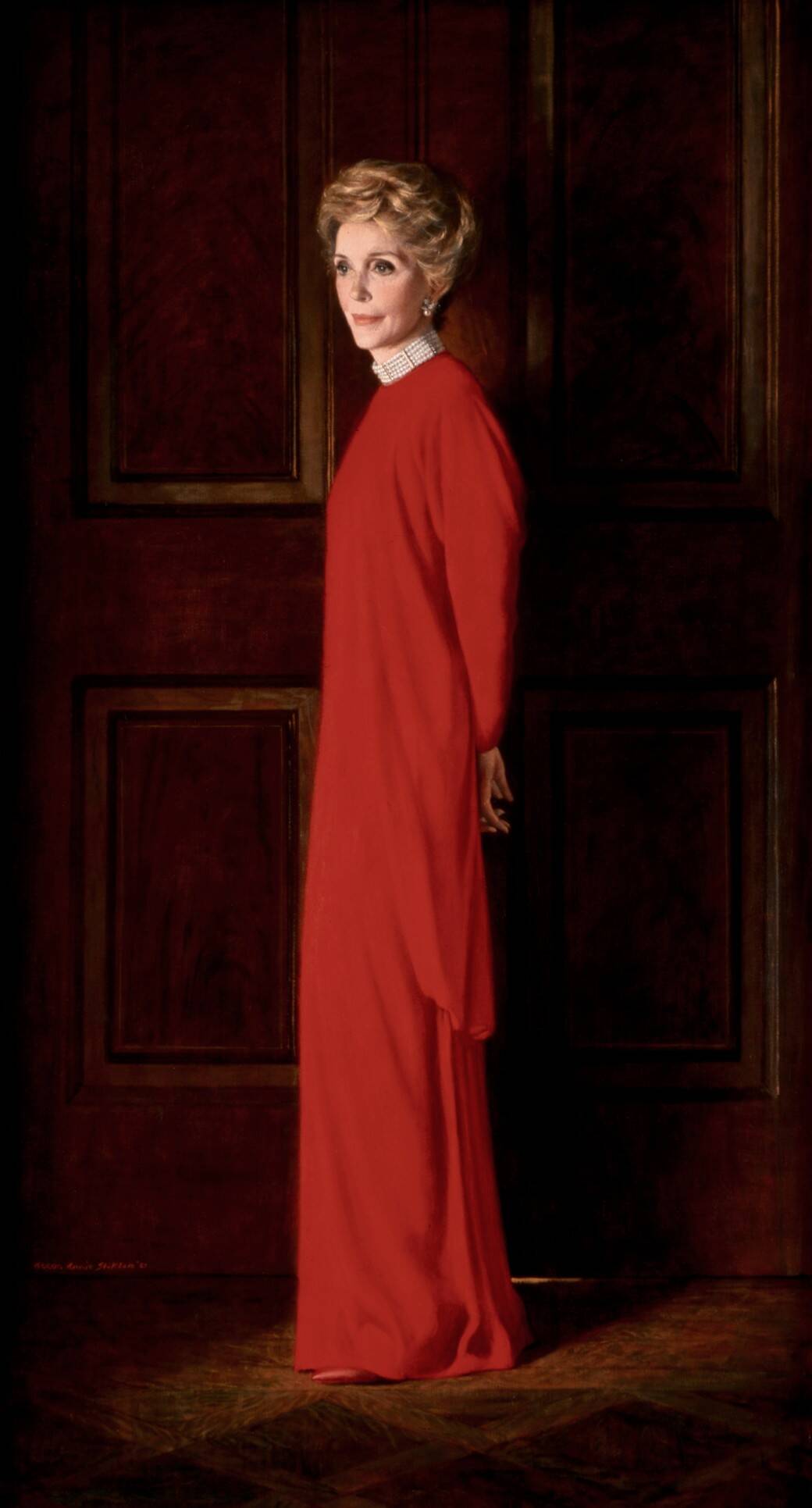 Nancy_Reagan_official_White_House_portrait