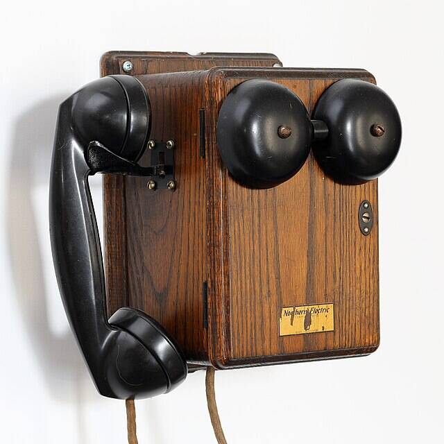 Northern_Electric_N415H_02