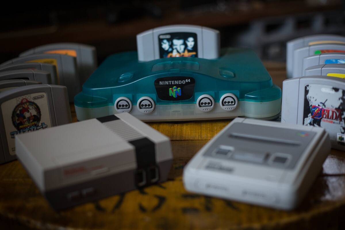 A Japanese edition of the Nintendo 64 clear blue version (M