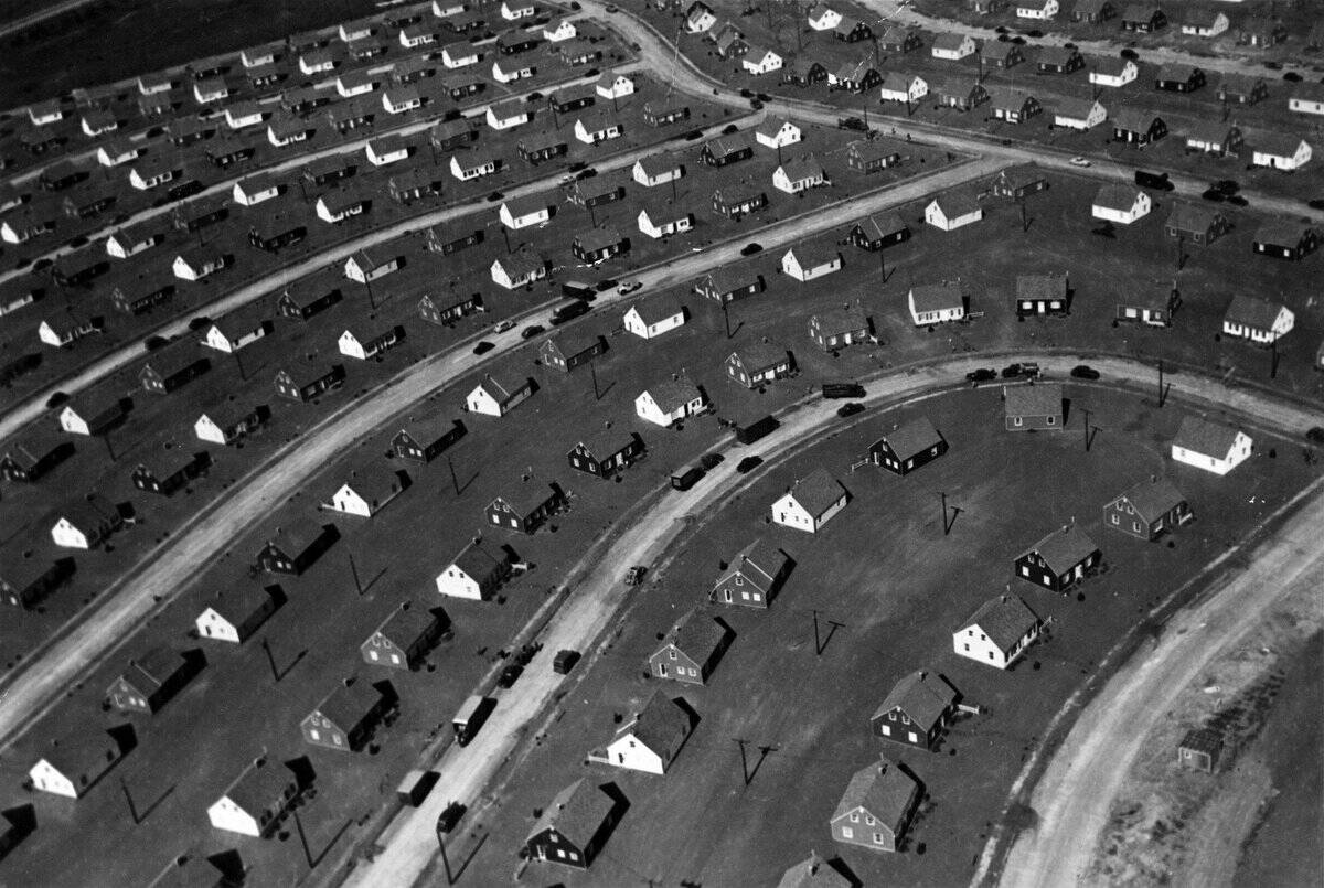 Aerial view of Levittown, New York, 1947