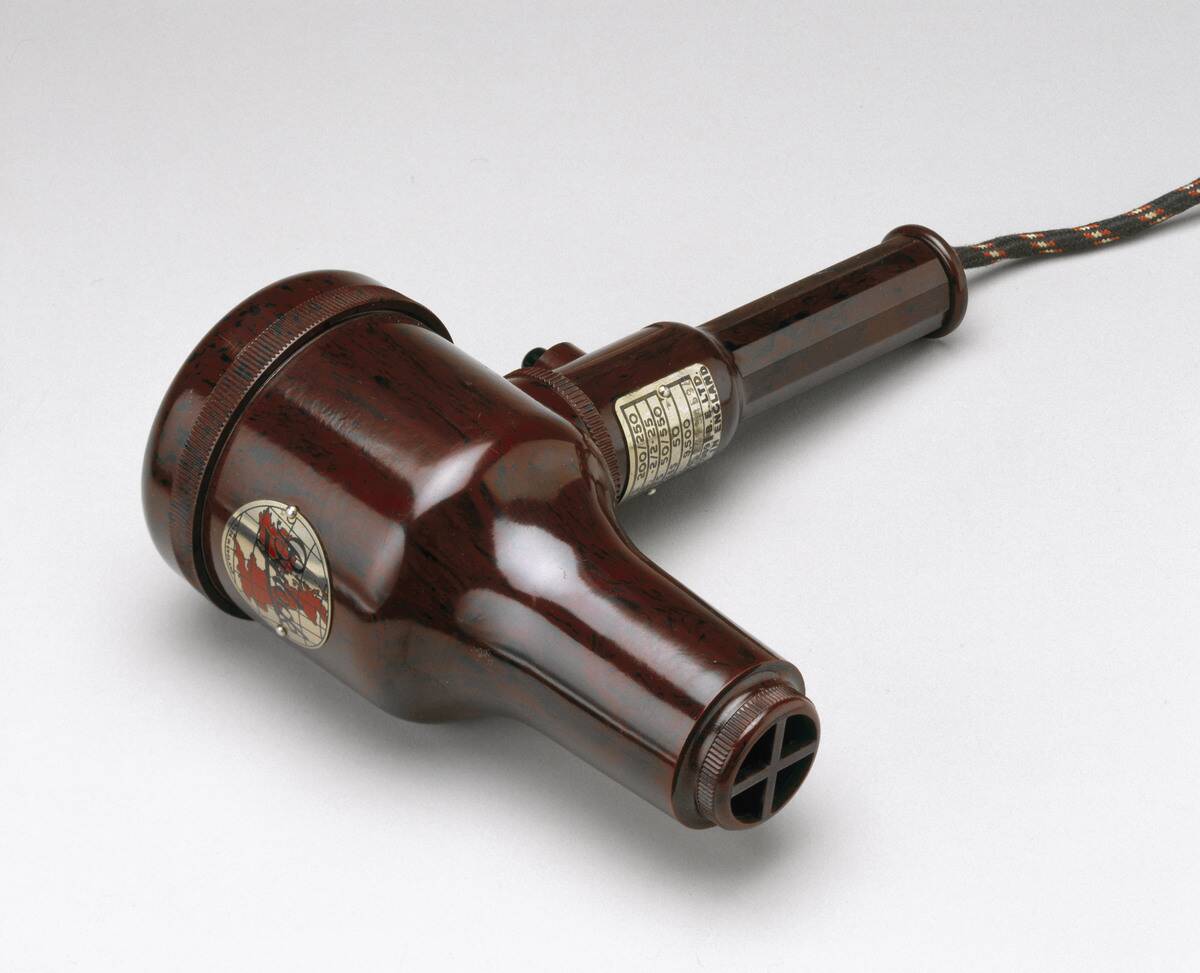 Bylock electric hairdryer, 1945.