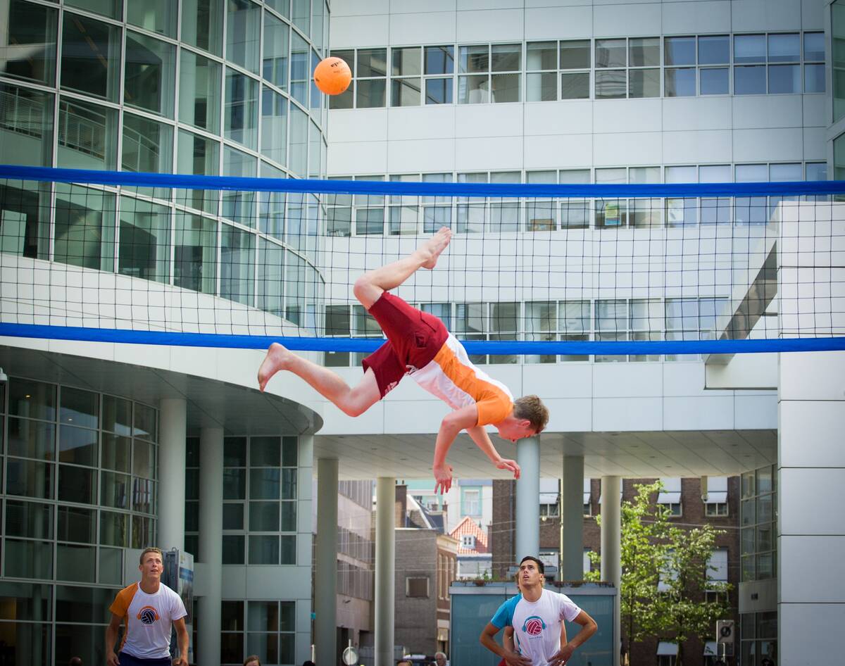 Dutch National Bossaball Team plays
