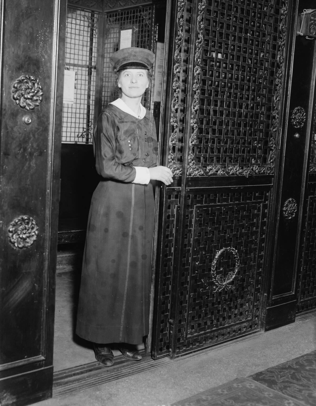 Elevator Girl
