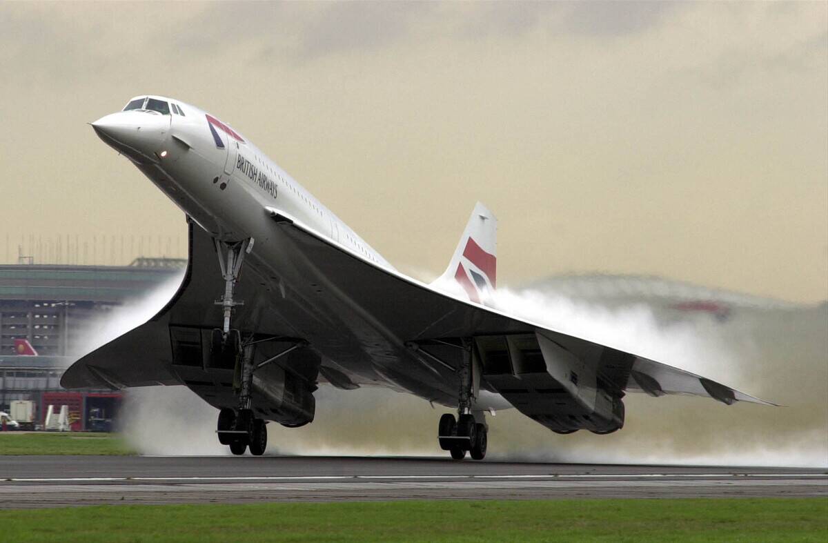 First Passenger Flight For Concorde Since Paris Crash