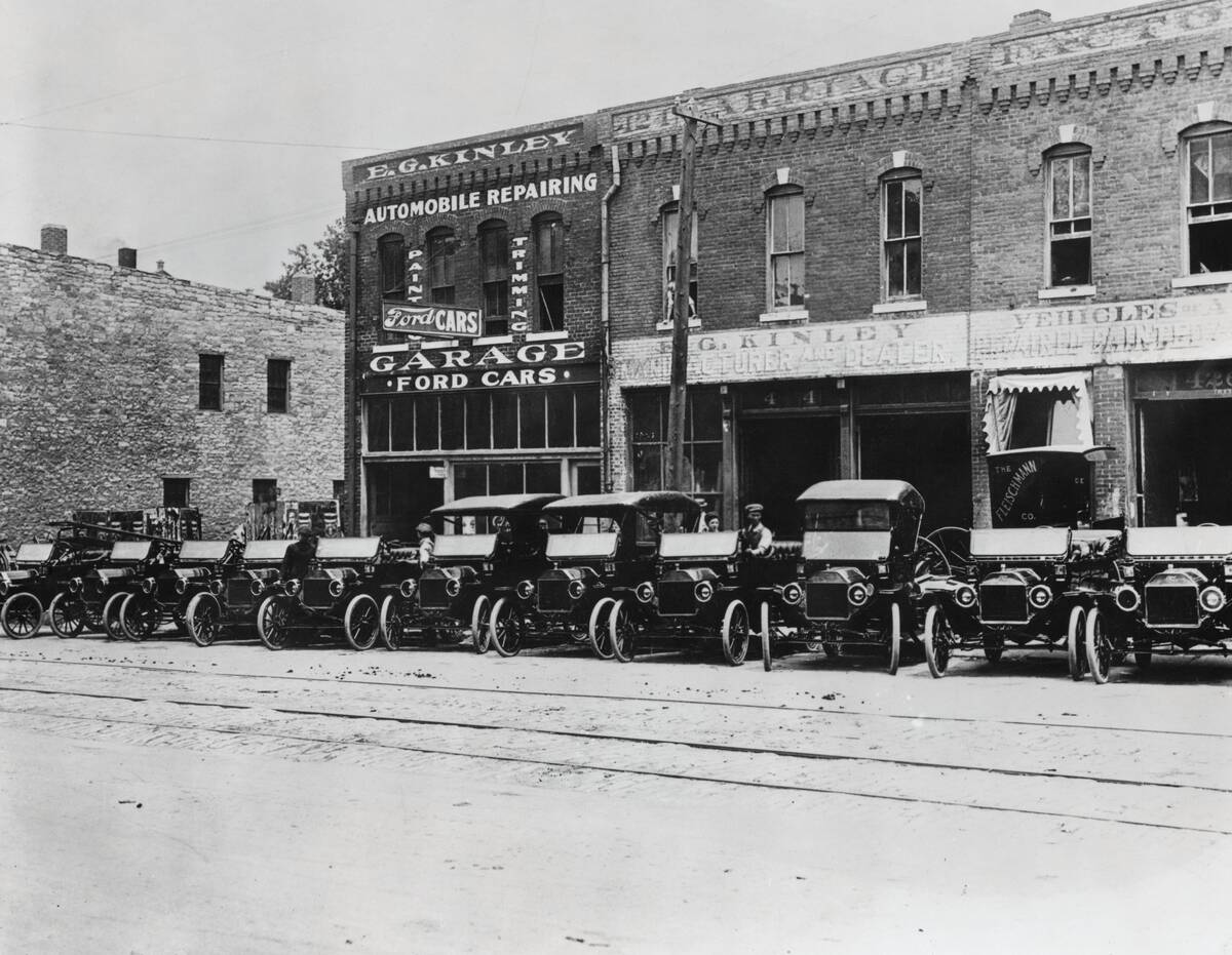 Ford Motor Car Sales Office