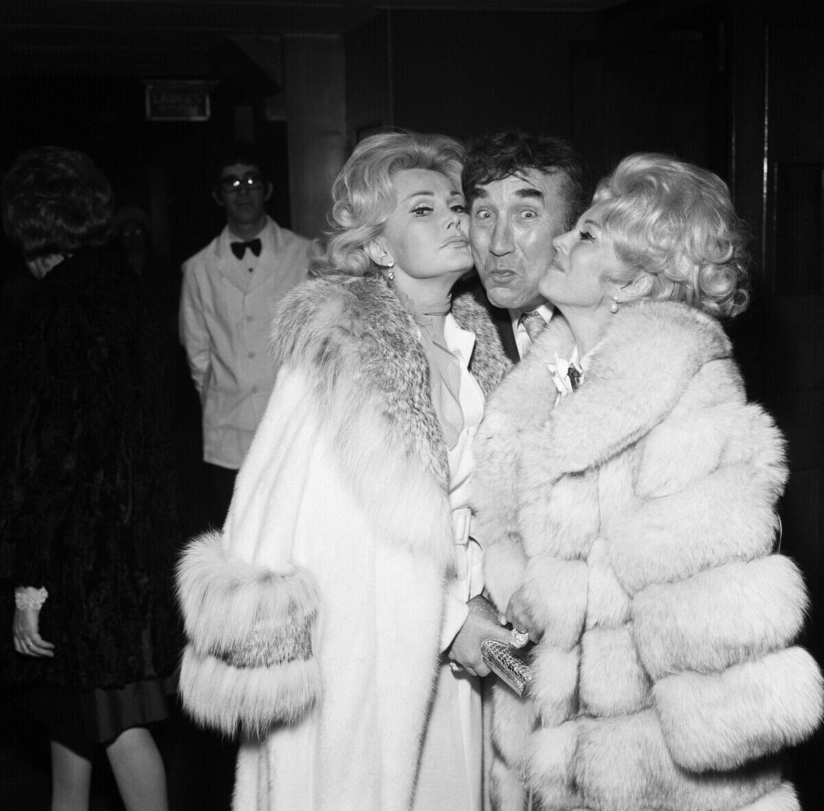 Gabor sisters with Frankie Howerd