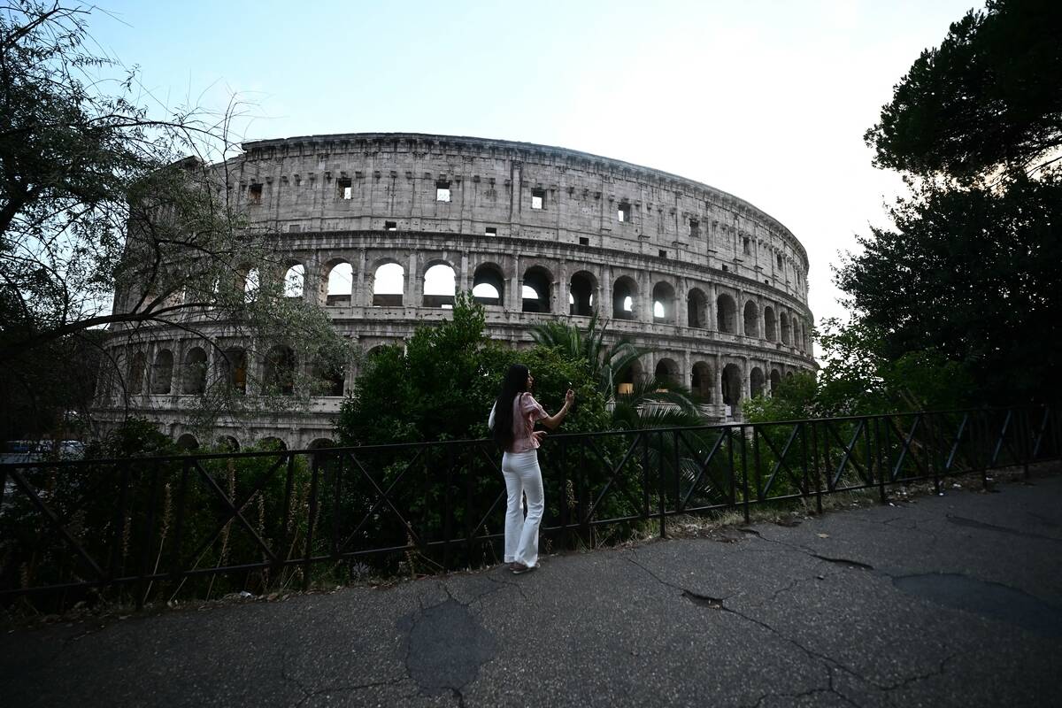 ITALY-CLIMATE-WEATHER-TOURISM