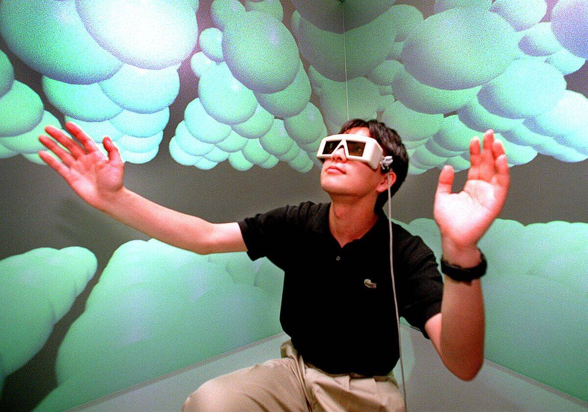 JAPAN-VIRTUAL REALITY-2