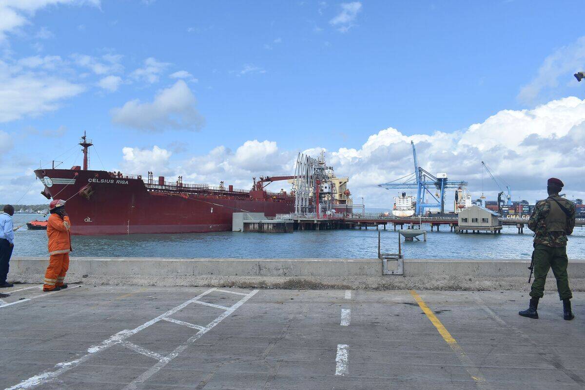 KENYA-ECONOMY-OIL