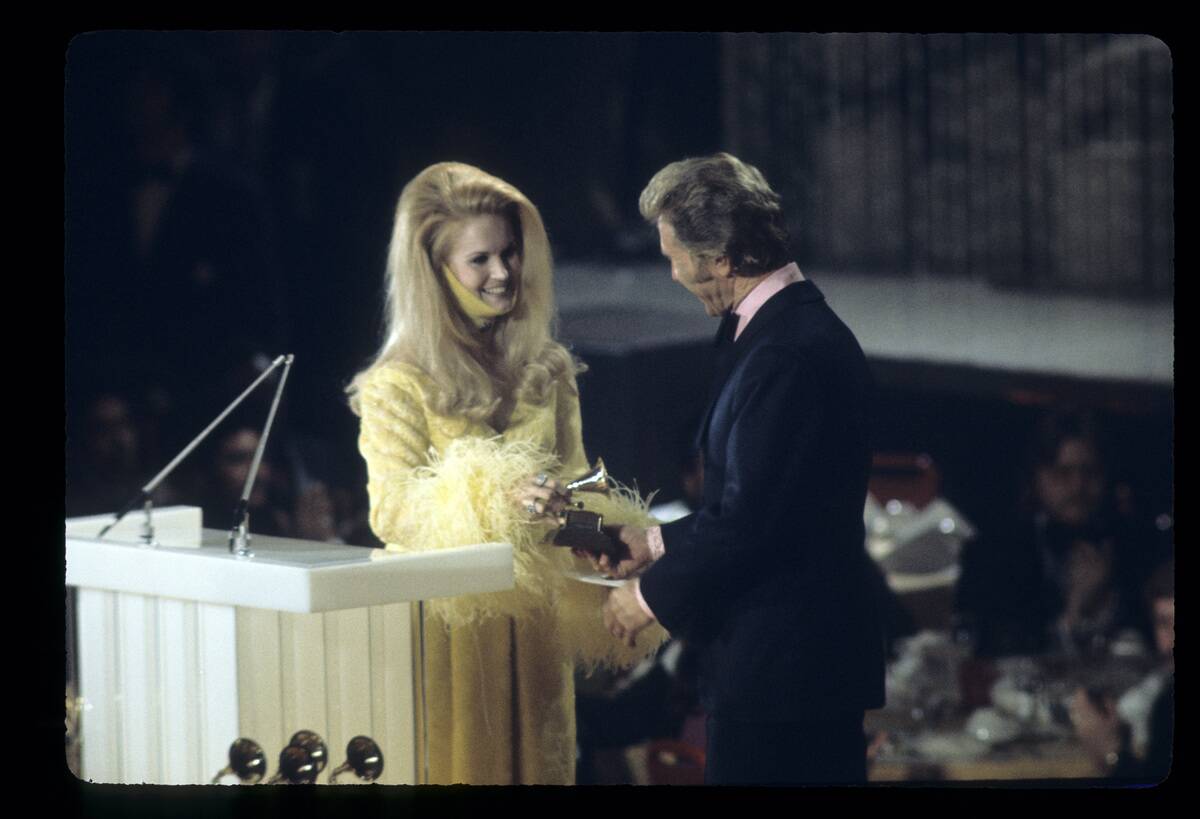 LYNN ANDERSON;MARTY ROBBINS