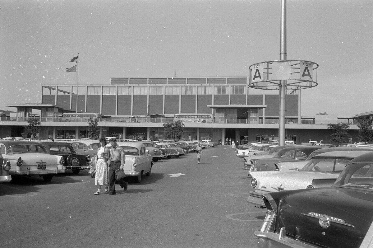 Mall Parking