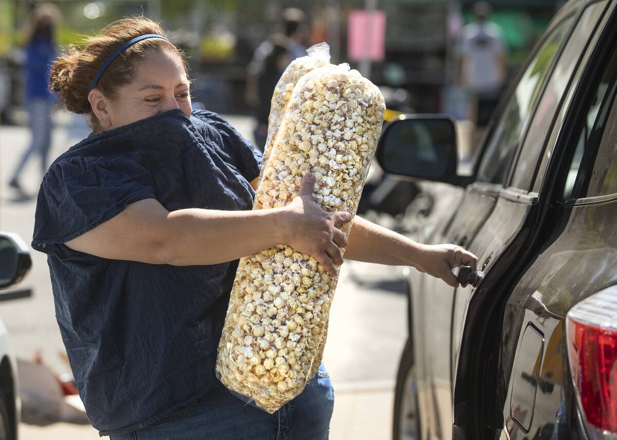 People attend Thousand Oaks Certified Farmers Market