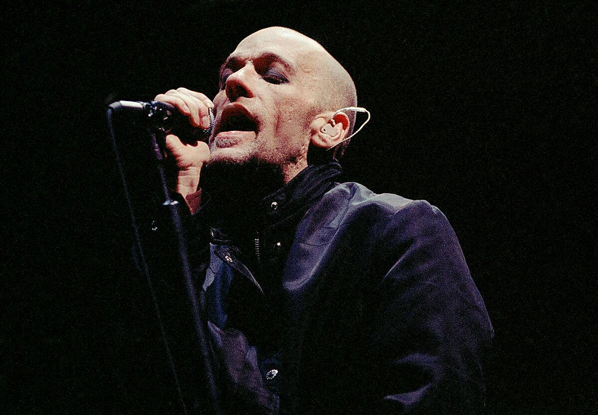 R.E.M. Plays The Omni Coliseum - Atlanta Georgia