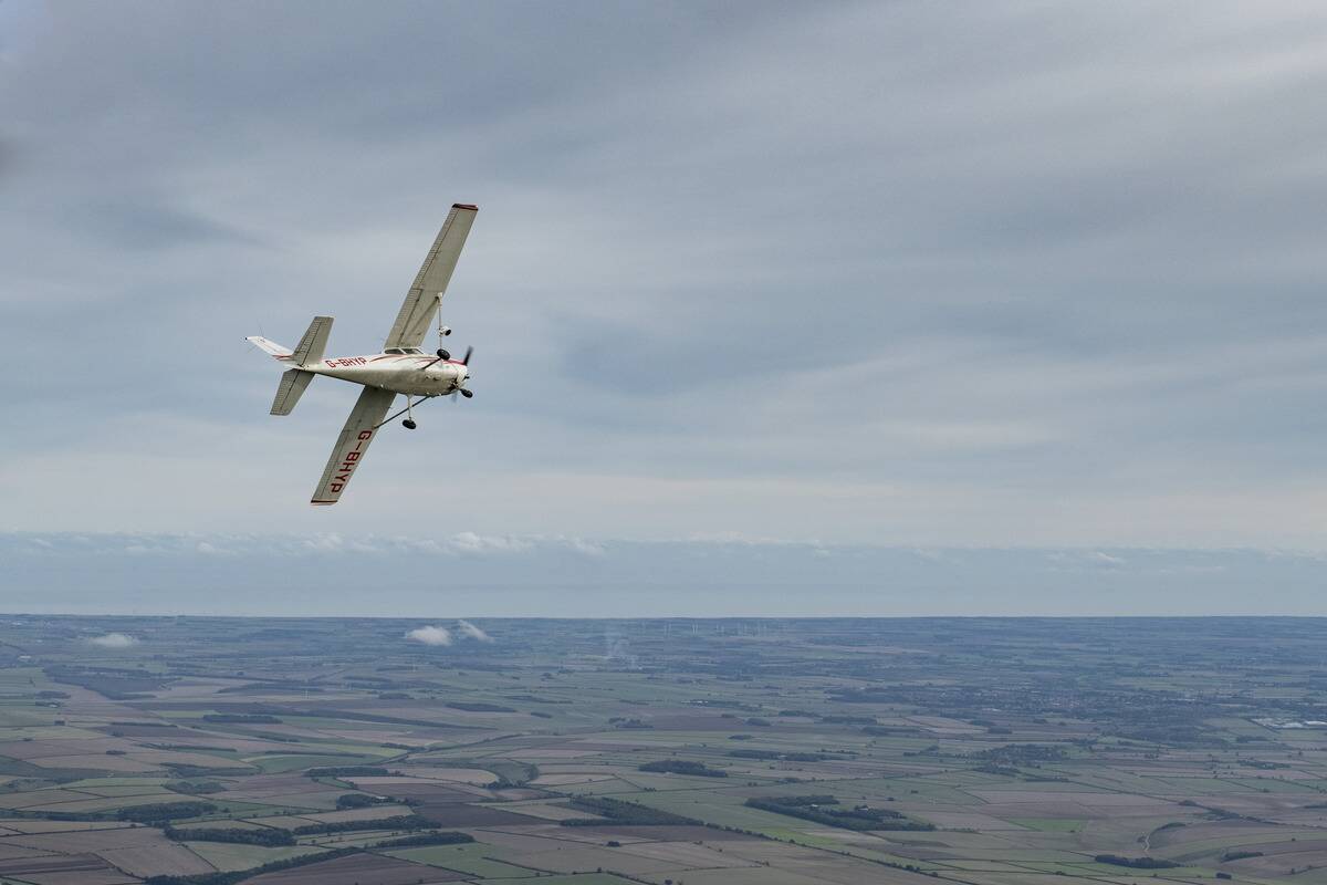 Reims-Cessna F172M Skyhawk In Flight Near Driffield