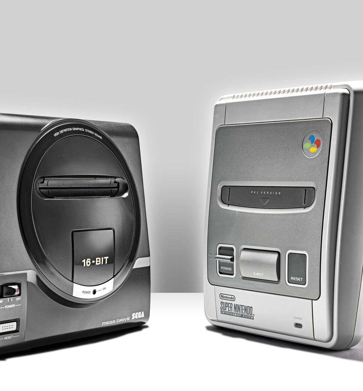 Sega Mega Drive & Super Nintendo Entertainment System