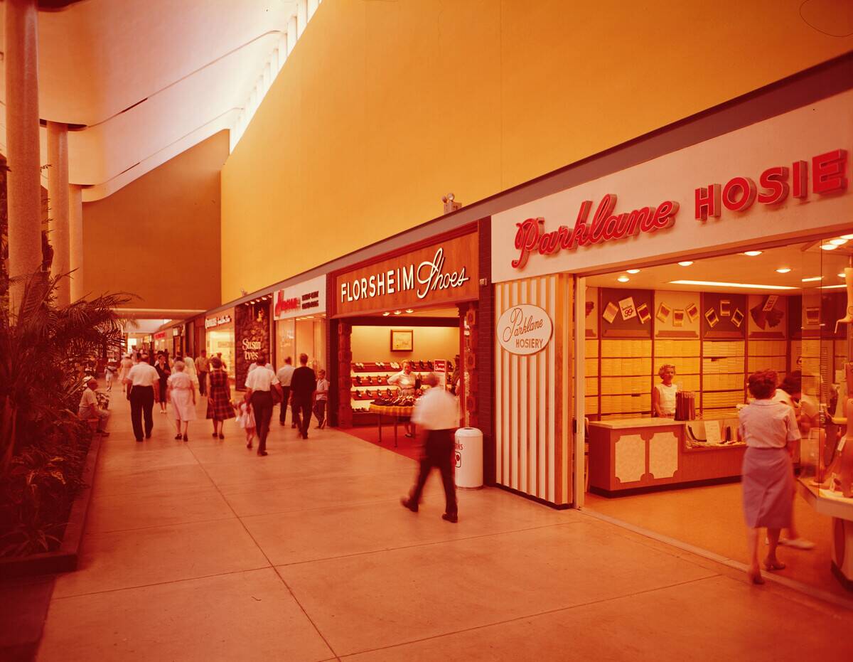Shopping mall