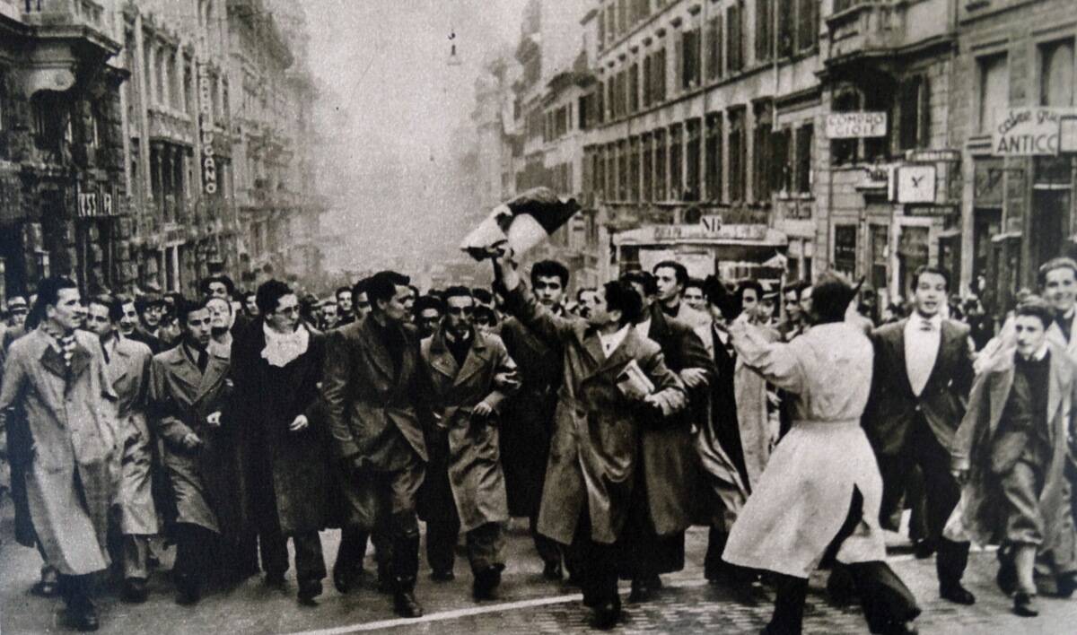 Students rioting against Gian Galeazzo Ciano.