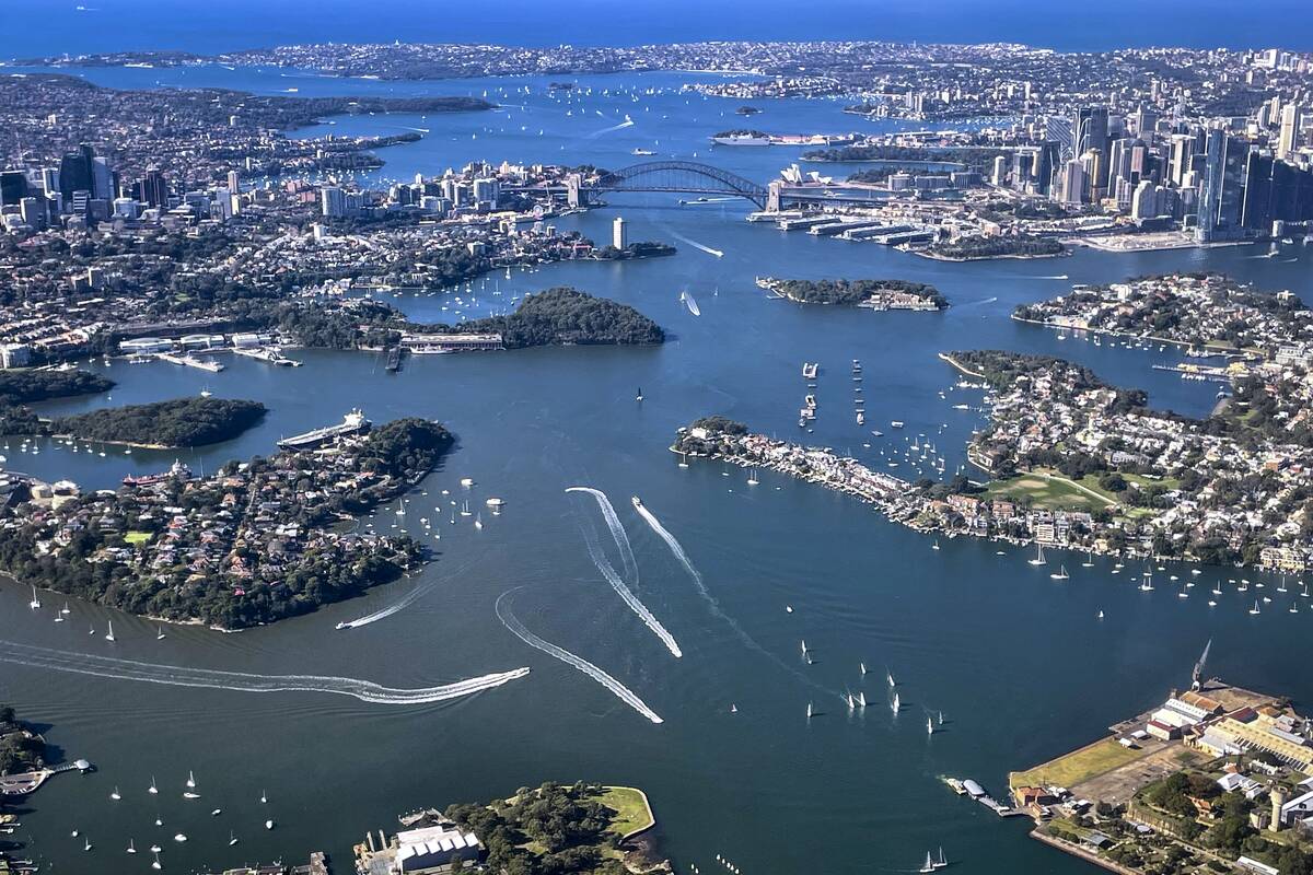 TOPSHOT-AUSTRALIA-SYDNEY HARBOUR