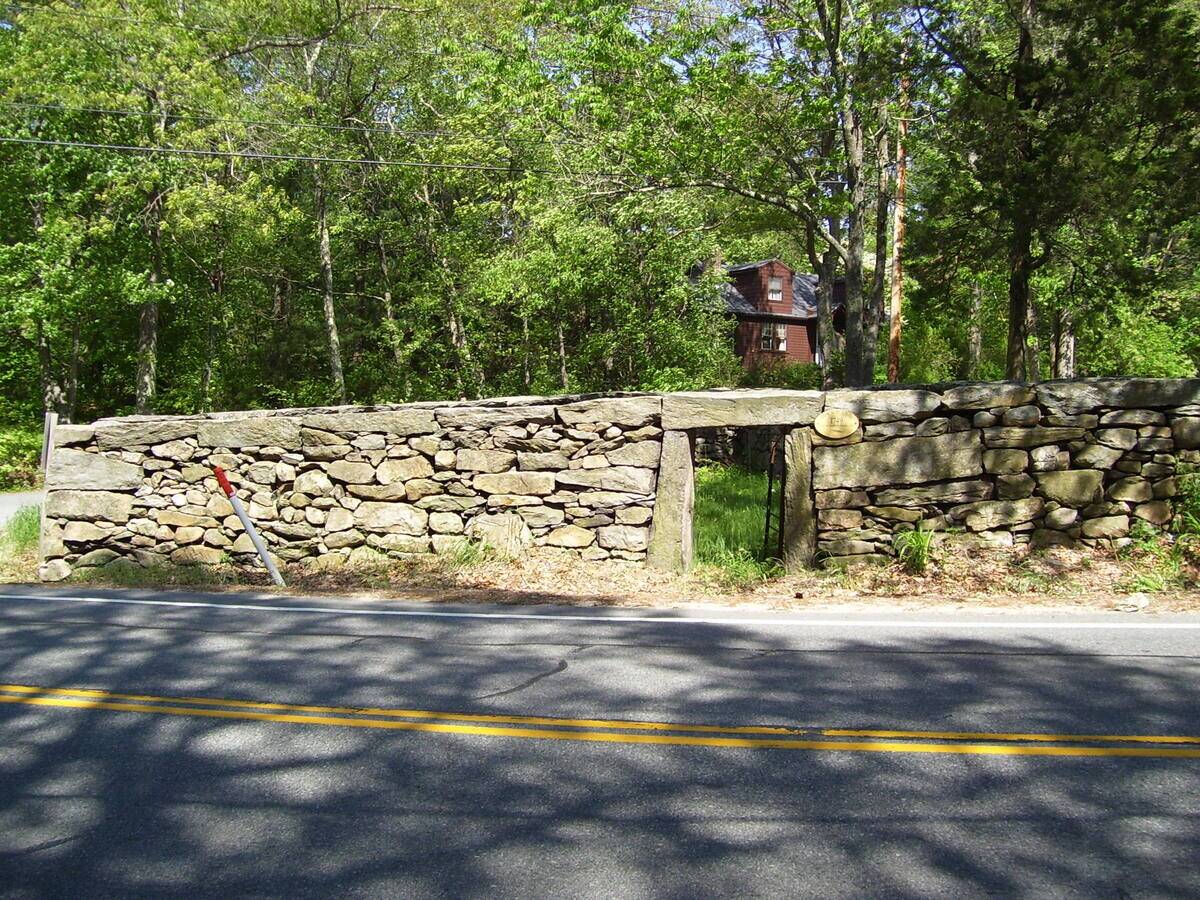 Glocester_Town_Pound_Rhode_Island