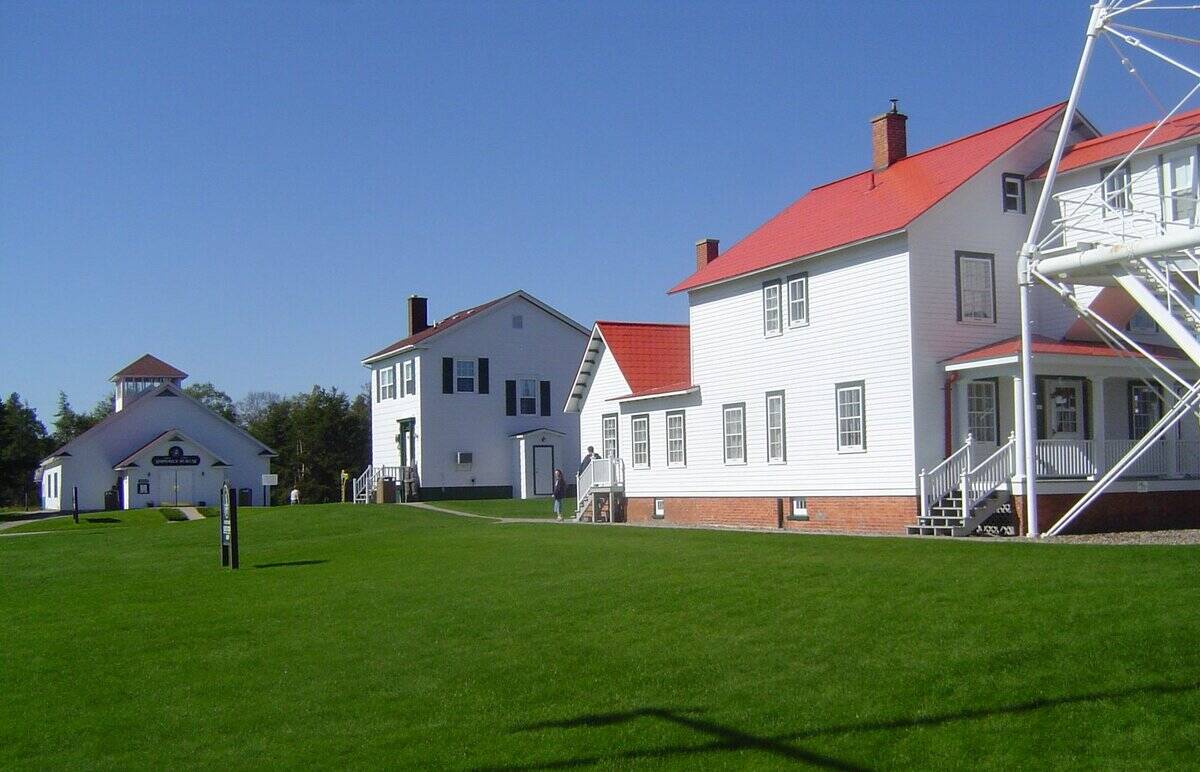 Great_Lakes_Shipwreck_Museum