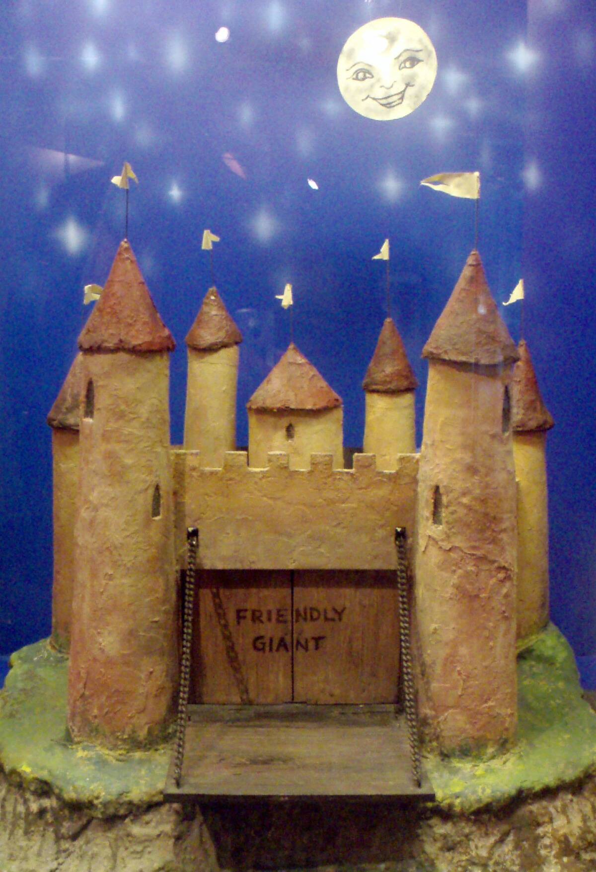 TheFriendlyGiant-CastleSet_CBCMuseum