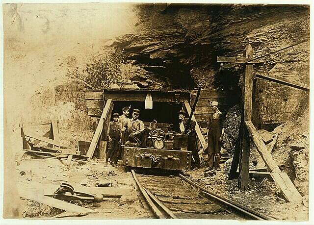 West-virginia-mine-entrance1
