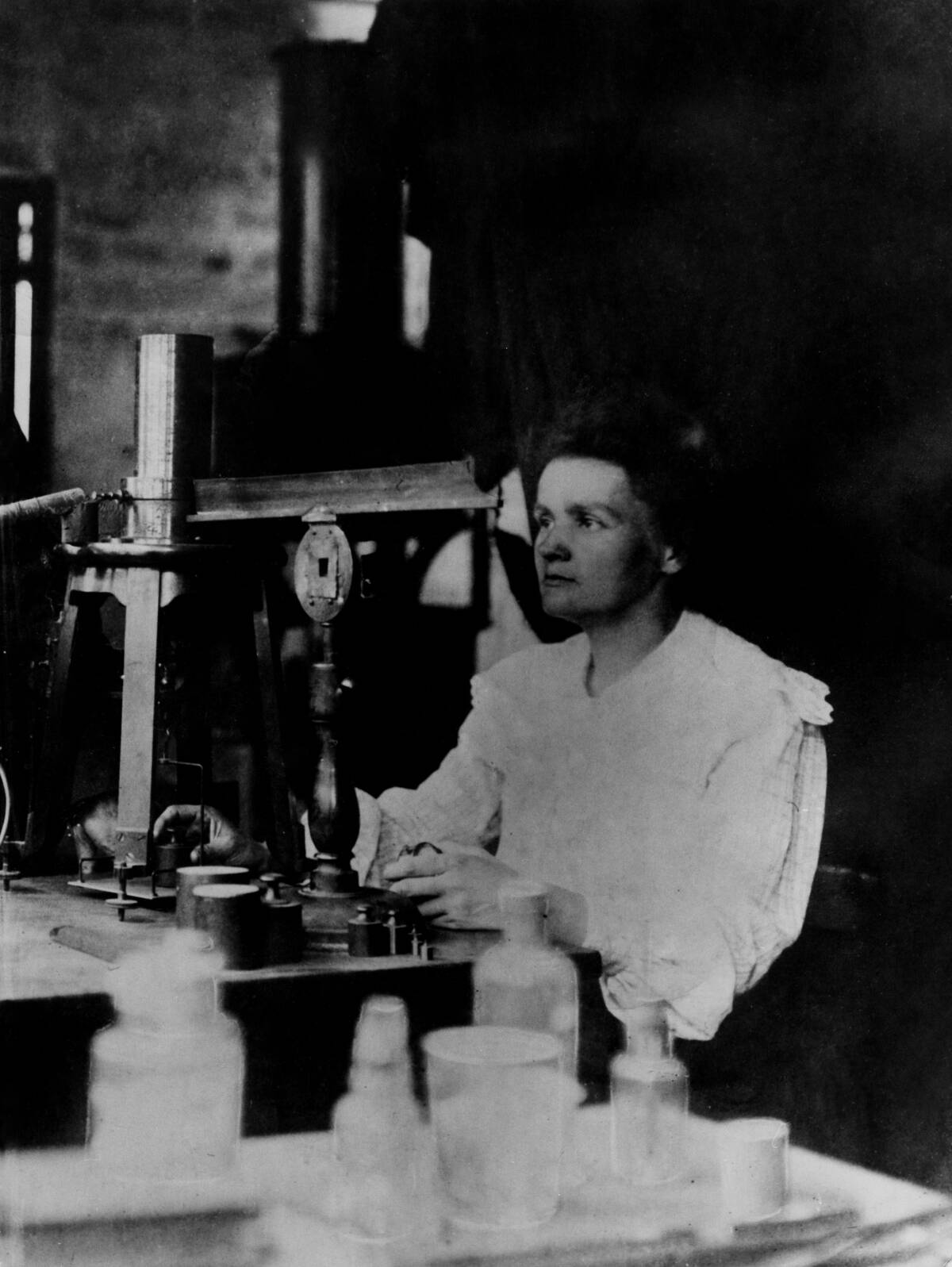 Curie, Marie - Wissenschaftlerin, Polen/Frankreich/ im Labor, undatiert