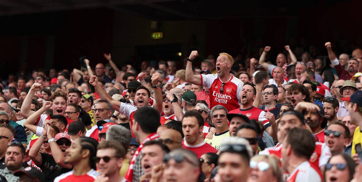 FBL-ENG-PR-ARSENAL-EVERTON-FANS
