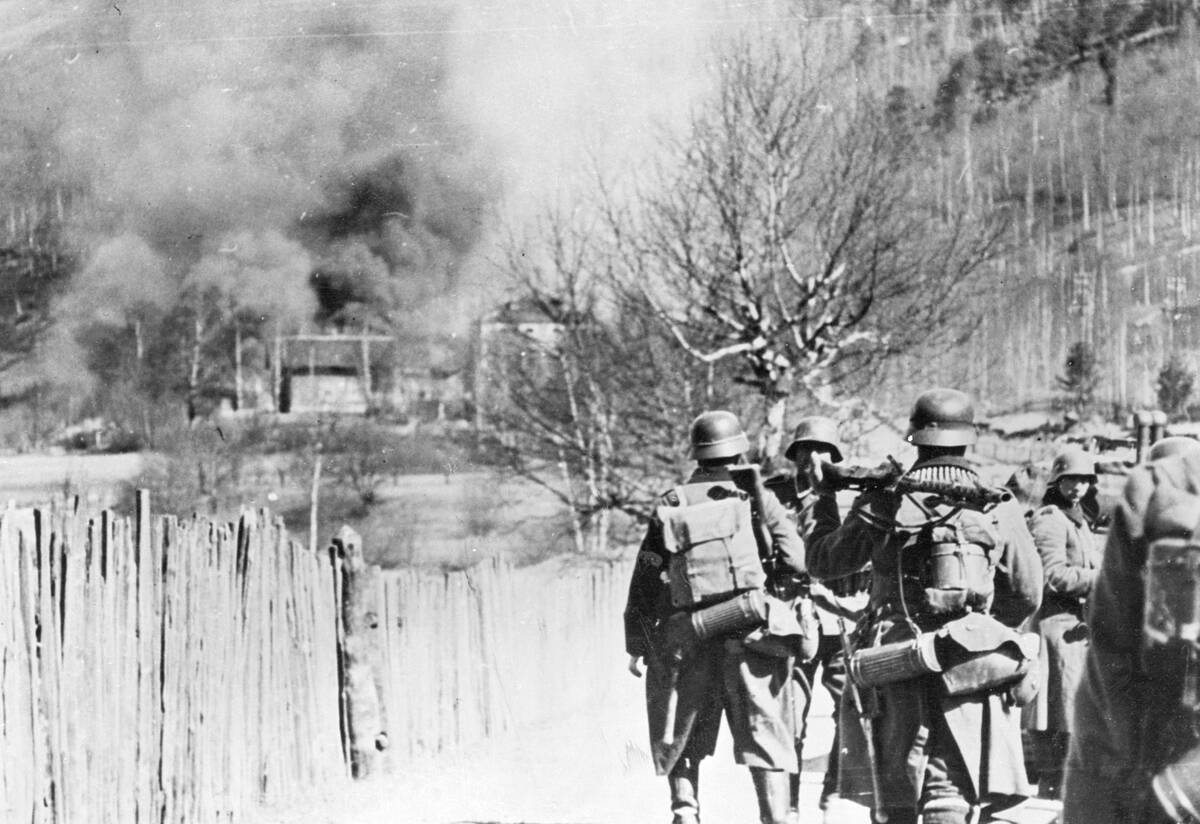 German Soldiers Advancing