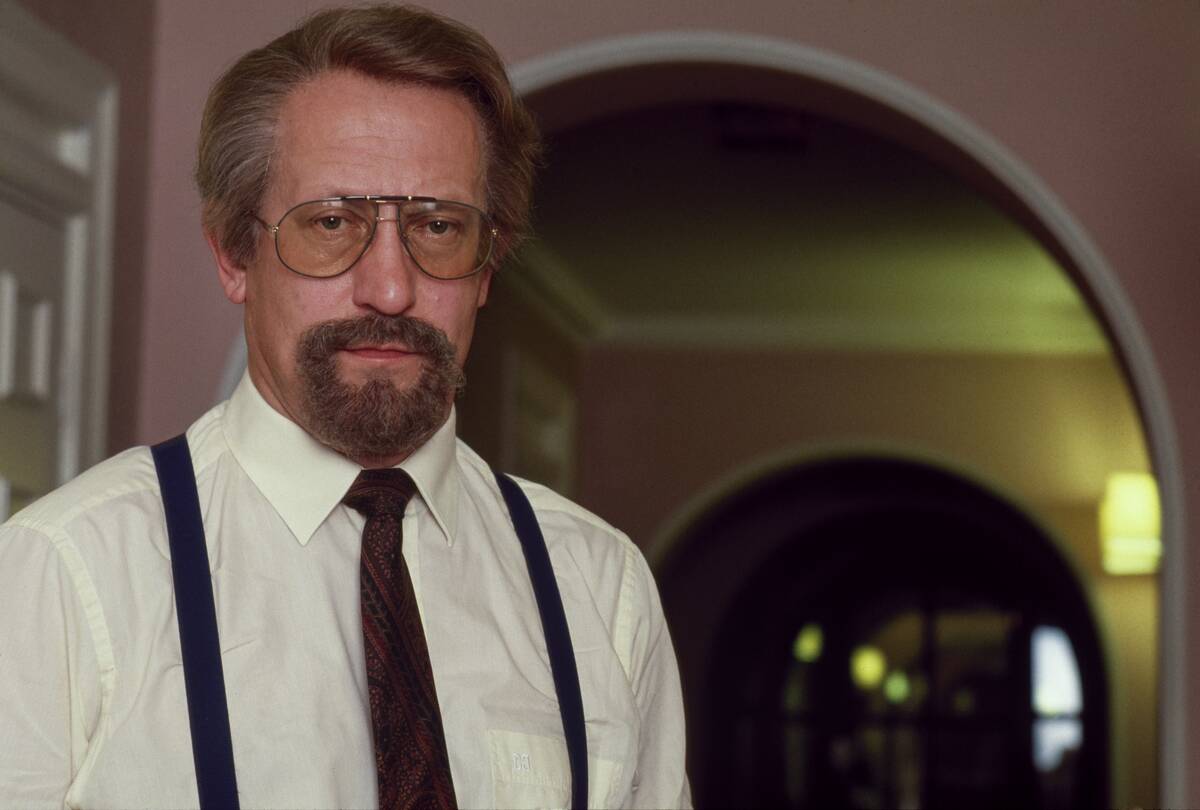 KGB spy Oleg Gordievsky in 1990 in disguise