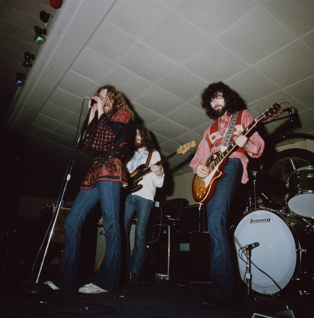 Led Zeppelin On Stage