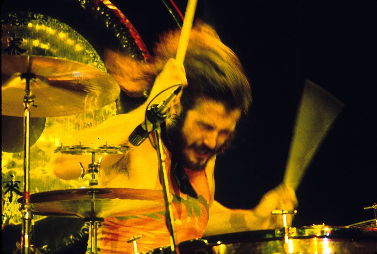 Led Zeppelin performing in Los Angeles