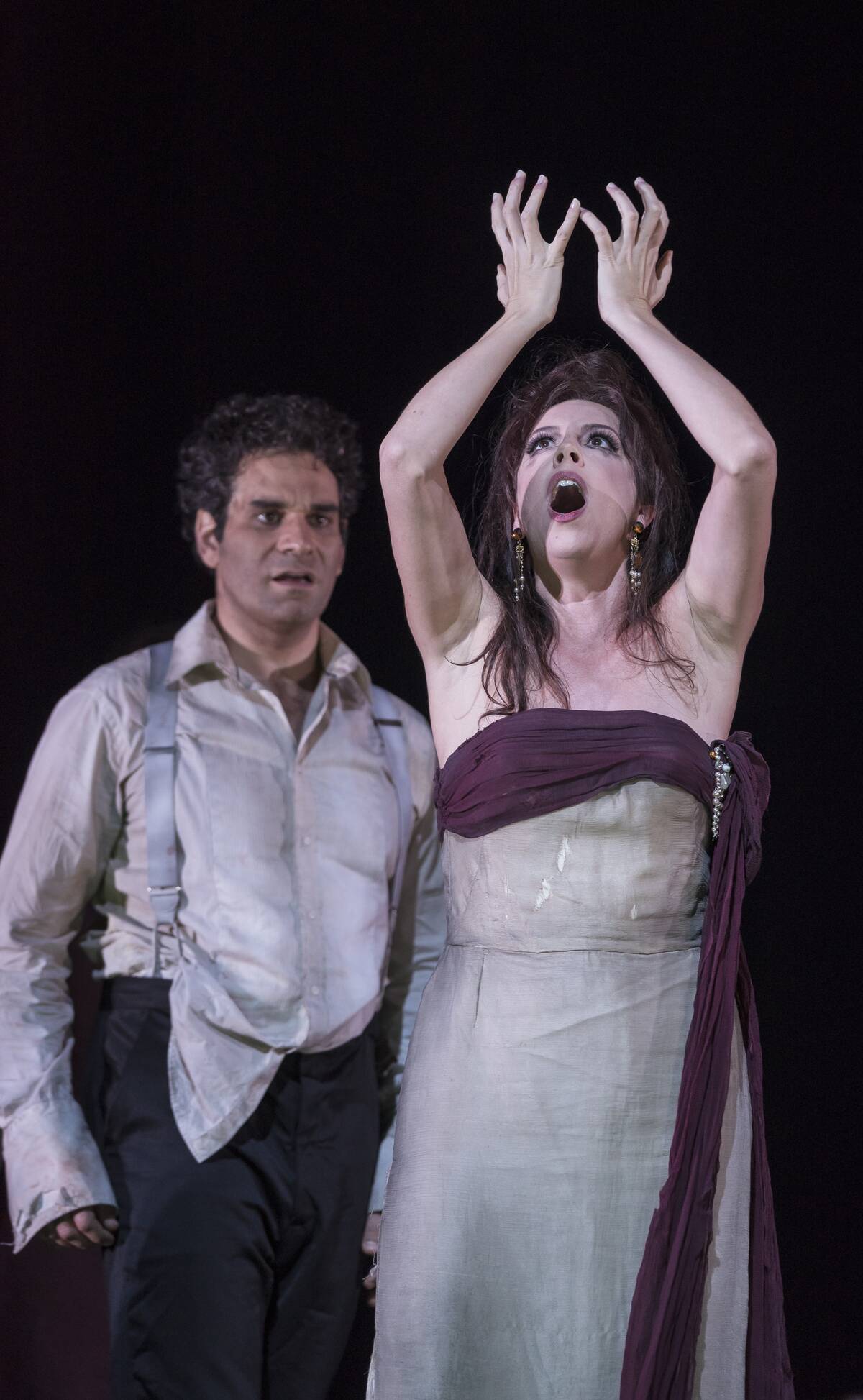 Luna & Antoun In 'The Exterminating Angel'