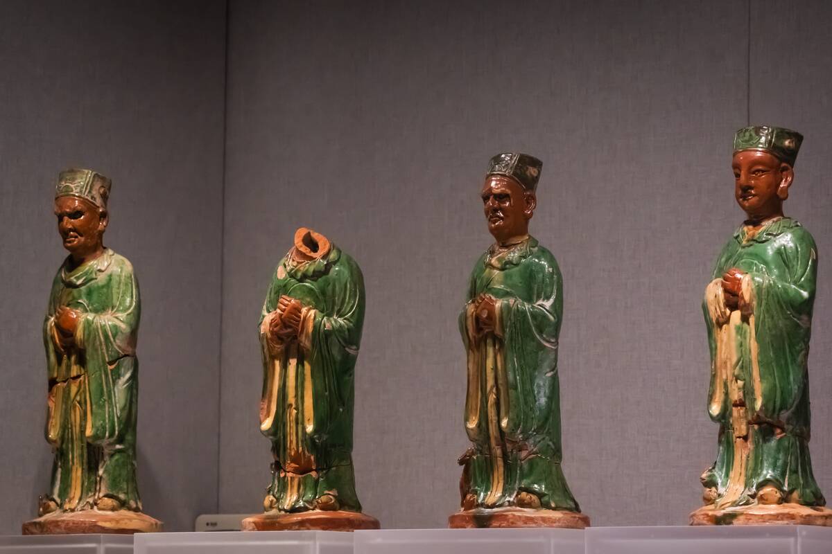 Southern Song Dynasty Tri-Color Glazed Figurines On Display