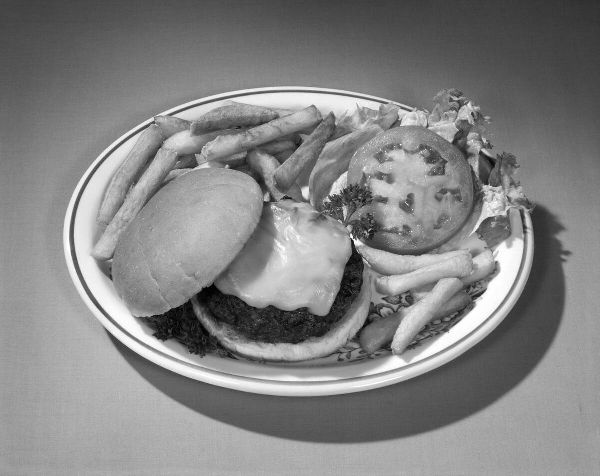 1950s 1960s CHEESEBURGER...