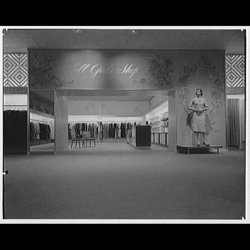 Higbee_Department_Store,_business_in_Cleveland,_Ohio._LOC_gsc.5a30220 (1)