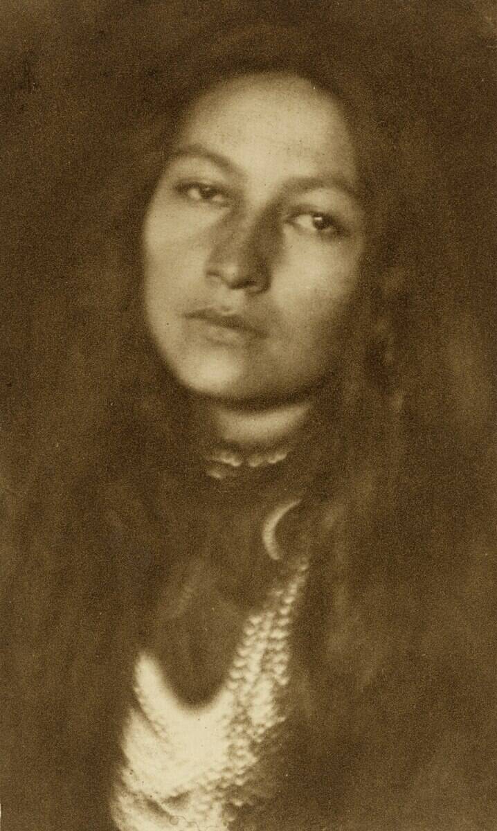 Zitkala-Ša.tif