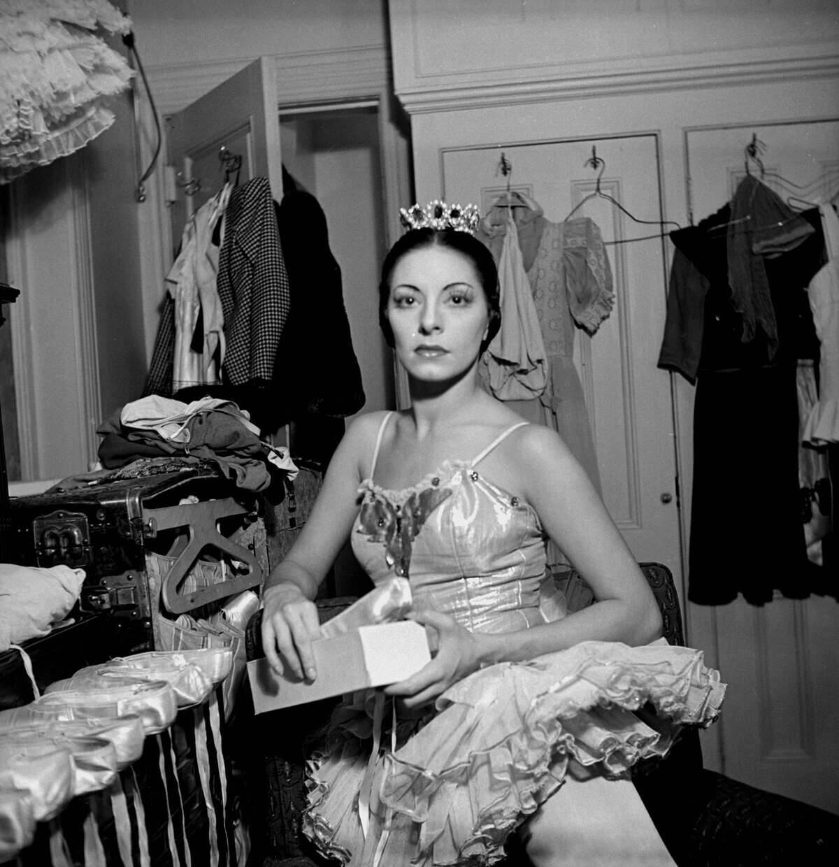 Alicia Alonso, Cuban dancer. Paris.