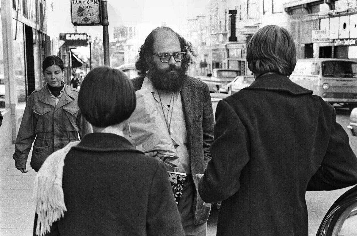 Allen Ginsberg Talks with Hippies