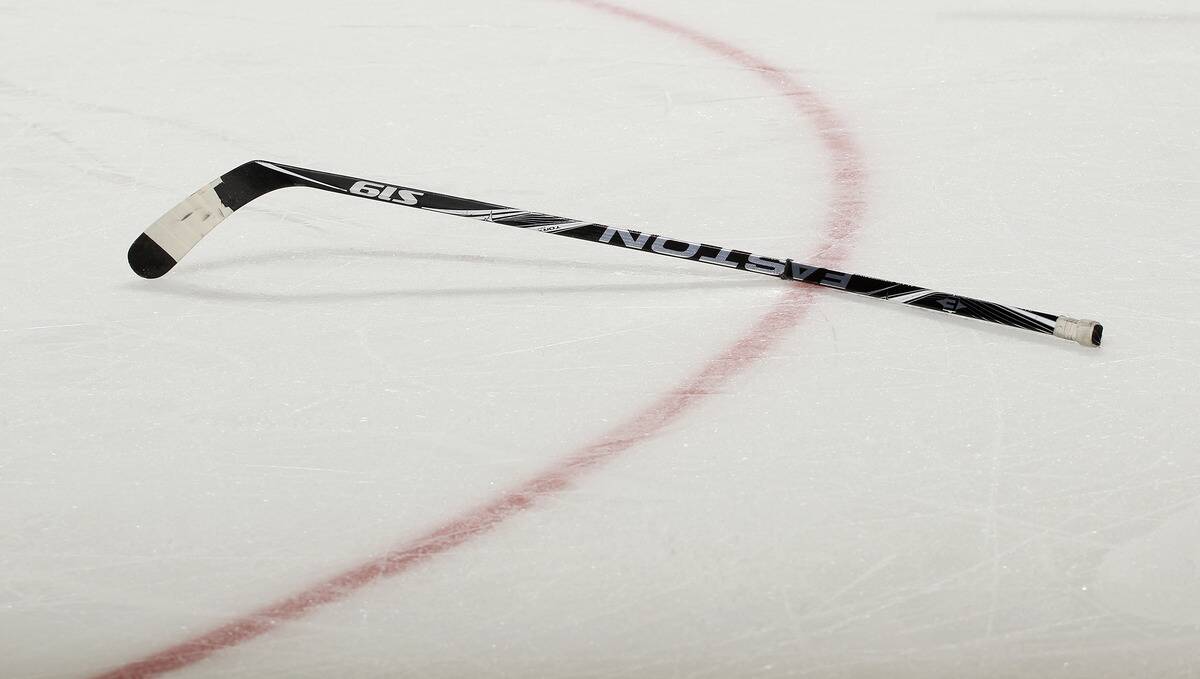 Carolina Hurricanes v Philadelphia Flyers